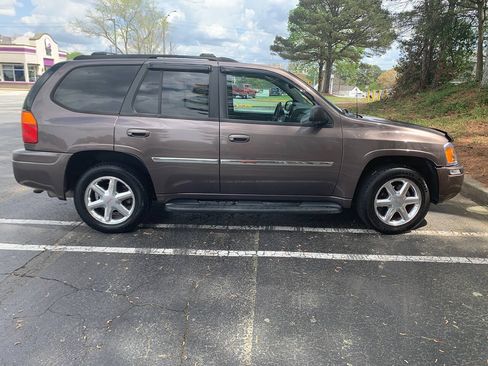 Used 2008 GMC Envoy SLT w/ Sun And 6-Disc Cd Package AWD/4WD image 3