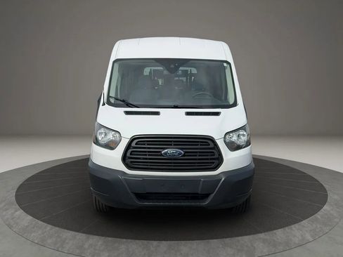Used 2018 Ford Transit 350 XL image 10
