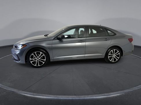 Used 2026 Volkswagen Jetta Sport FWD image 5