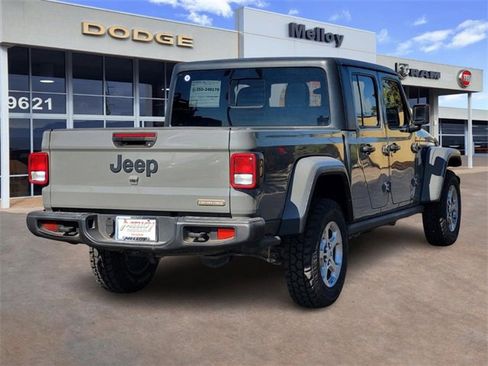 Used 2021 Jeep Gladiator Sport image 3