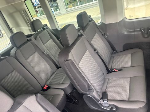 Used 2025 Ford Transit 350 XLT RWD image 32