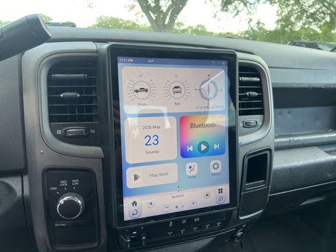 Used 2018 RAM 3500 Tradesman w/ Chrome Appearance Group AWD/4WD image 12