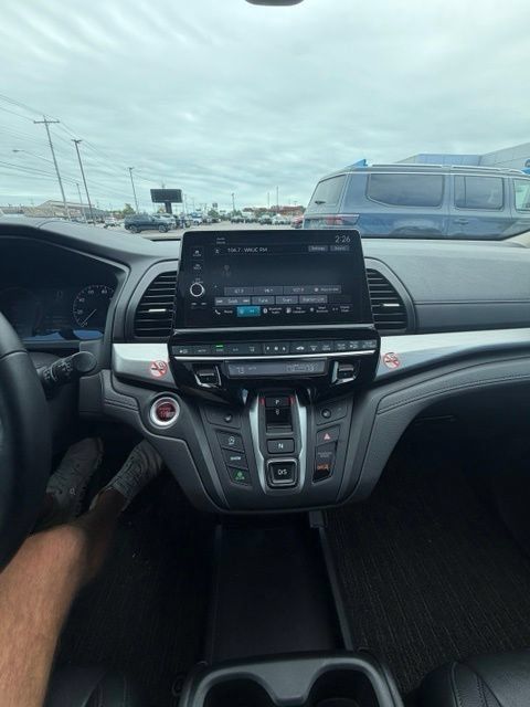 Used 2025 Honda Odyssey EX-L image 12