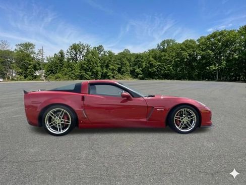 Used 2008 Chevrolet Corvette Z06 w/ Preferred Equipment Group RWD image 2