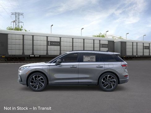 New 2026 Lincoln Corsair Grand Touring image 3