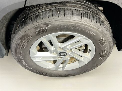 Used 2025 Hyundai Tucson SE AWD/4WD image 28