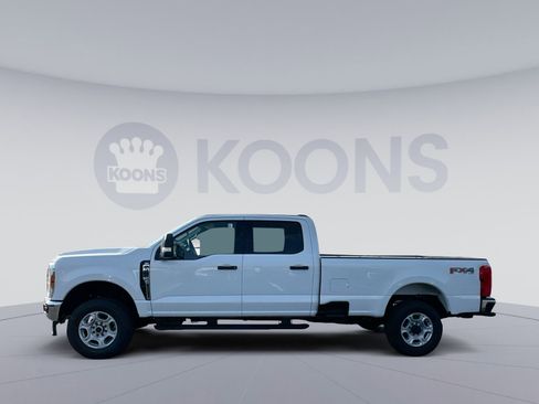 New 2026 Ford F250 XLT w/ FX4 Off-Road Package image 2