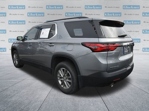 Used 2023 Chevrolet Traverse LT image 16