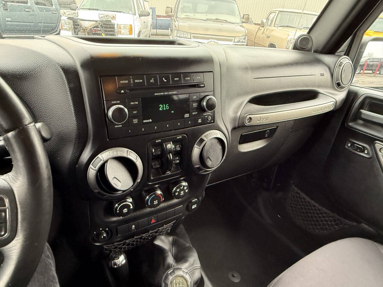 Used 2014 Jeep Wrangler Unlimited Sport w/ Quick Order Package 23S AWD/4WD image 14