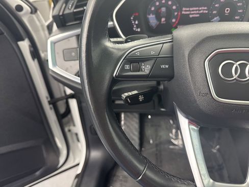 Used 2023 Audi Q3 2.0T Premium image 24