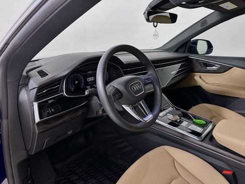 Used 2023 Audi Q8 Prestige w/ Prestige Package AWD/4WD image 10