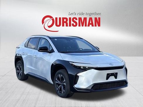 Used 2024 Toyota bZ4X XLE w/ Weather Package image 1