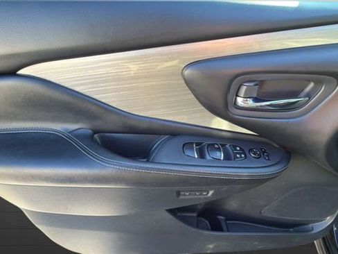 Used 2017 Nissan Murano Platinum w/ Platinum Technology Package image 17