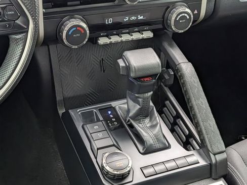 Used 2025 Toyota Tacoma TRD Sport RWD image 13