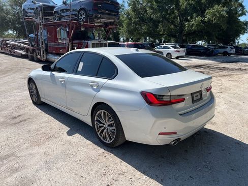 Used 2023 BMW 330i Sedan w/ Convenience Package RWD image 9