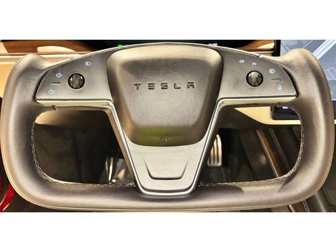 Used 2024 Tesla Model S image 24