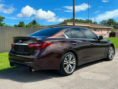 Used 2018 INFINITI Q50 Luxe AWD/4WD image 3