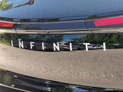 Used 2026 INFINITI QX60 Pure w/ Cargo Package FWD image 32