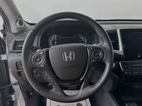 Used 2020 Honda Ridgeline RTL-E image 19