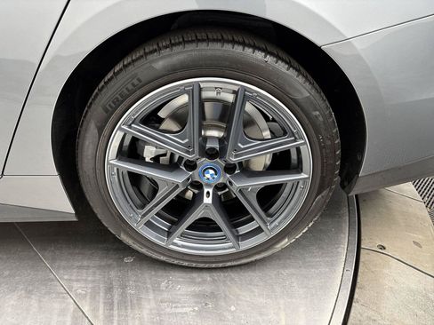 Used 2023 BMW i4 eDrive35 w/ Premium Package RWD image 27
