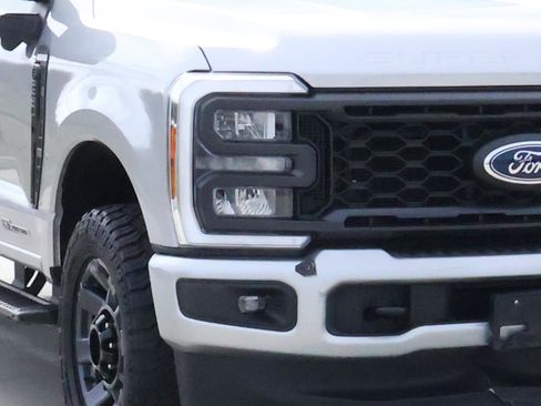 Used 2024 Ford F250 XL w/ STX Appearance Package image 7