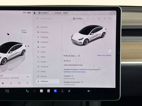 Used 2023 Tesla Model 3 Standard Range image 3
