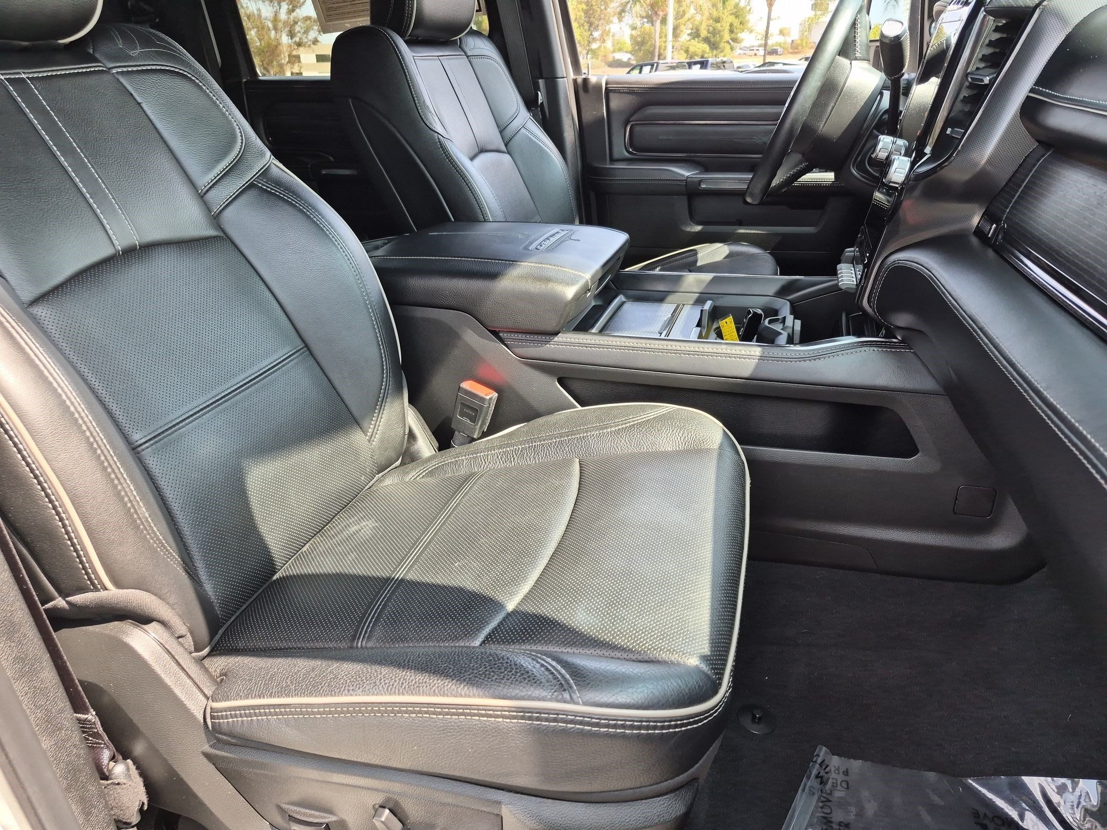 Used 2023 RAM 2500 Limited AWD/4WD image 34