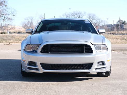 Used 2013 Ford Mustang GT w/ Brembo Brake Pkg image 3