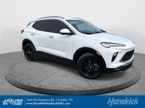 Used 2025 Buick Encore GX Sport Touring w/ Advanced Technology Package image 1