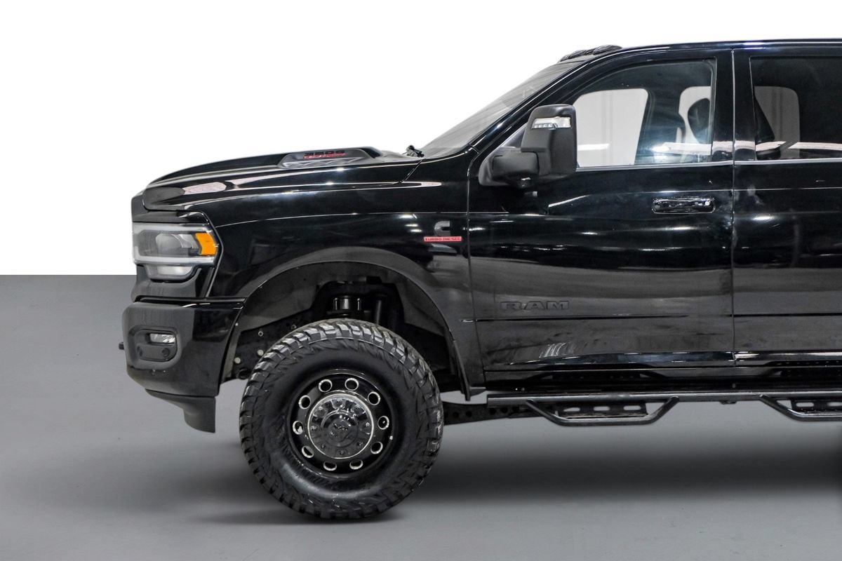 Used 2024 RAM 3500 Laramie w/ Night Edition AWD/4WD image 10