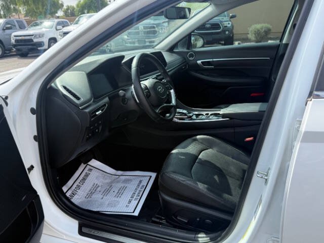 Used 2022 Hyundai Sonata Limited FWD image 10