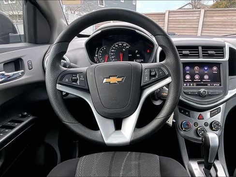 Used 2020 Chevrolet Sonic LT image 5