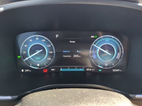 Used 2022 Hyundai Santa Fe Limited image 34