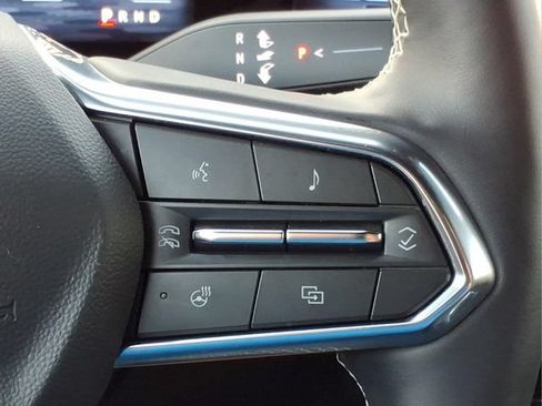 Used 2025 Chevrolet Equinox EV LT w/ Convenience Package FWD image 26