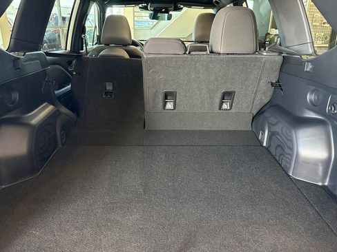 Used 2026 Subaru Forester Premium image 14