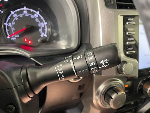 Used 2022 Toyota 4Runner SR5 AWD/4WD image 13