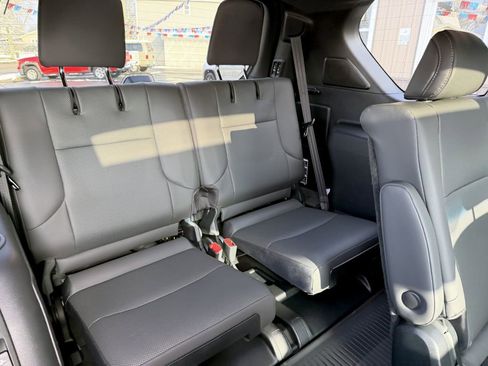 Used 2023 Lexus GX 460 Premium image 14
