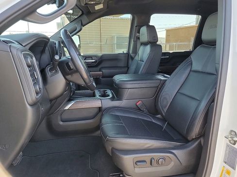 Used 2023 Chevrolet Silverado 3500 High Country image 11