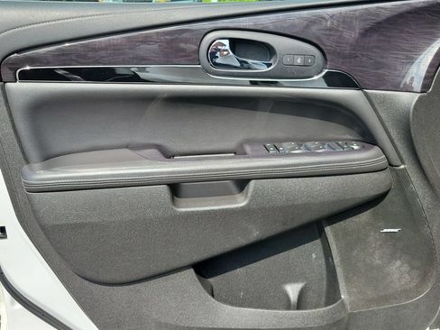 Used 2017 Buick Enclave Leather w/ Enclave Tuscan Edition FWD image 8