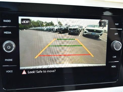 New 2025 Volkswagen Taos SEL image 12