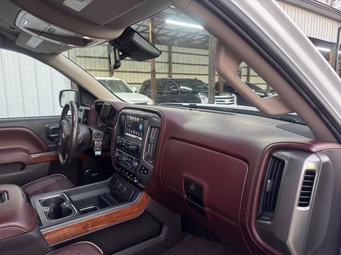 Used 2016 Chevrolet Silverado 1500 High Country w/ High Country Premium Package image 18