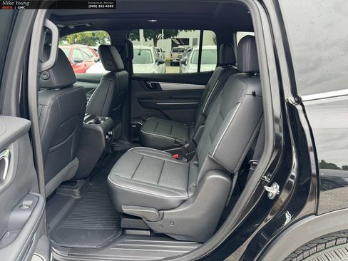 New 2026 Buick Enclave Preferred w/ Power Package AWD/4WD image 12