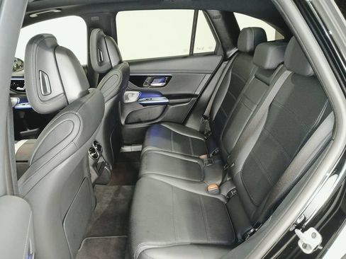 Used 2023 Mercedes-Benz GLC 300 4MATIC w/ Exclusive Trim Package image 12