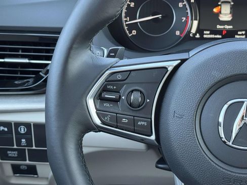 Certified 2025 Acura RDX w/ Technology Package image 27