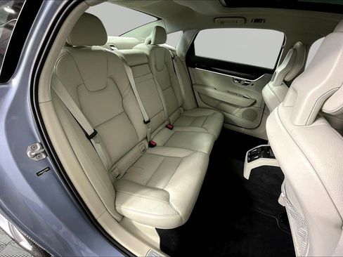 Used 2018 Volvo S90 T5 Momentum w/ Convenience Package AWD/4WD image 24