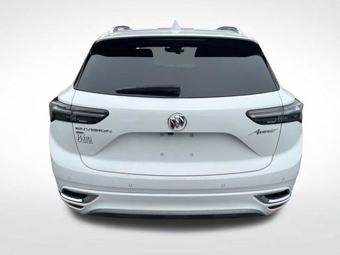 Certified 2022 Buick Envision Avenir w/ Technology Package II AWD/4WD image 4