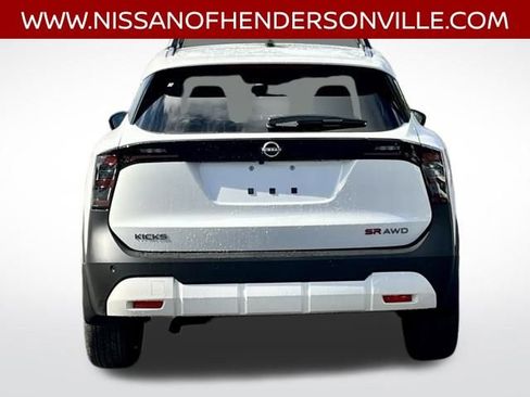 New 2026 Nissan Kicks SR w/ Cold Weather Package image 14