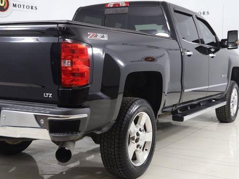 Used 2016 Chevrolet Silverado 2500 LTZ w/ Duramax Plus Package image 42