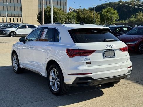 Used 2023 Audi Q3 2.0T Premium image 3
