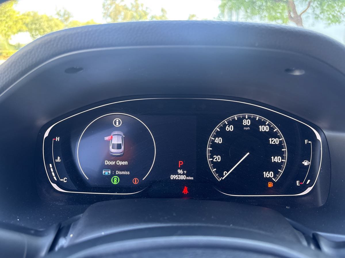 Used 2018 Honda Accord Touring image 21